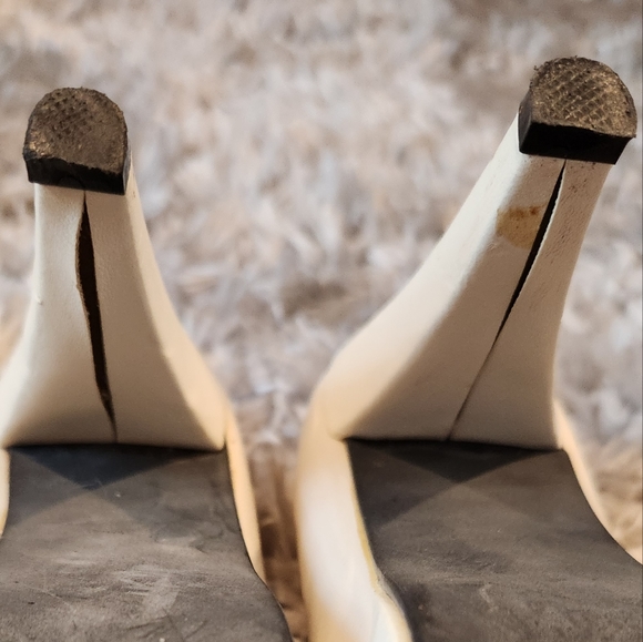 White Platform Heels - Picture 4 of 5